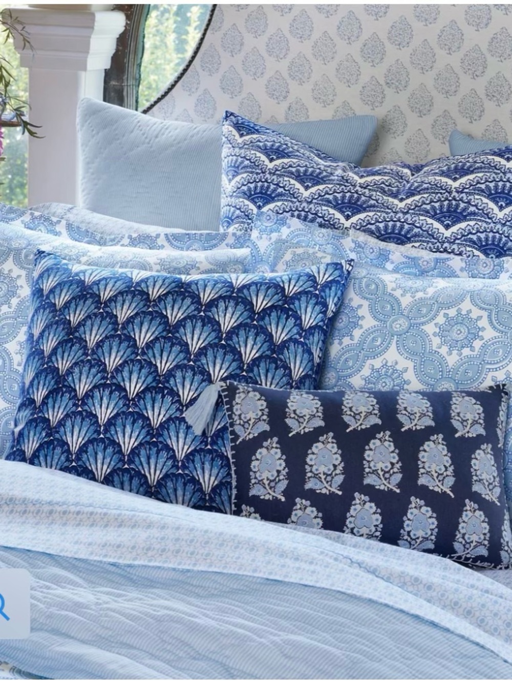 2 John Robshaw Fulki 22”x22” Blue Pillow Covers